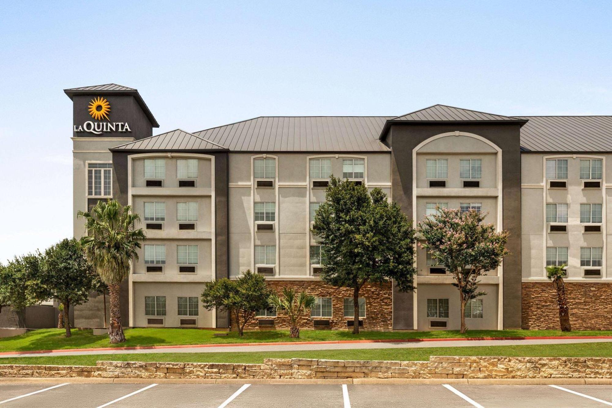 La Quinta By Wyndham San Antonio North Stone Oak Hotell Exteriör bild