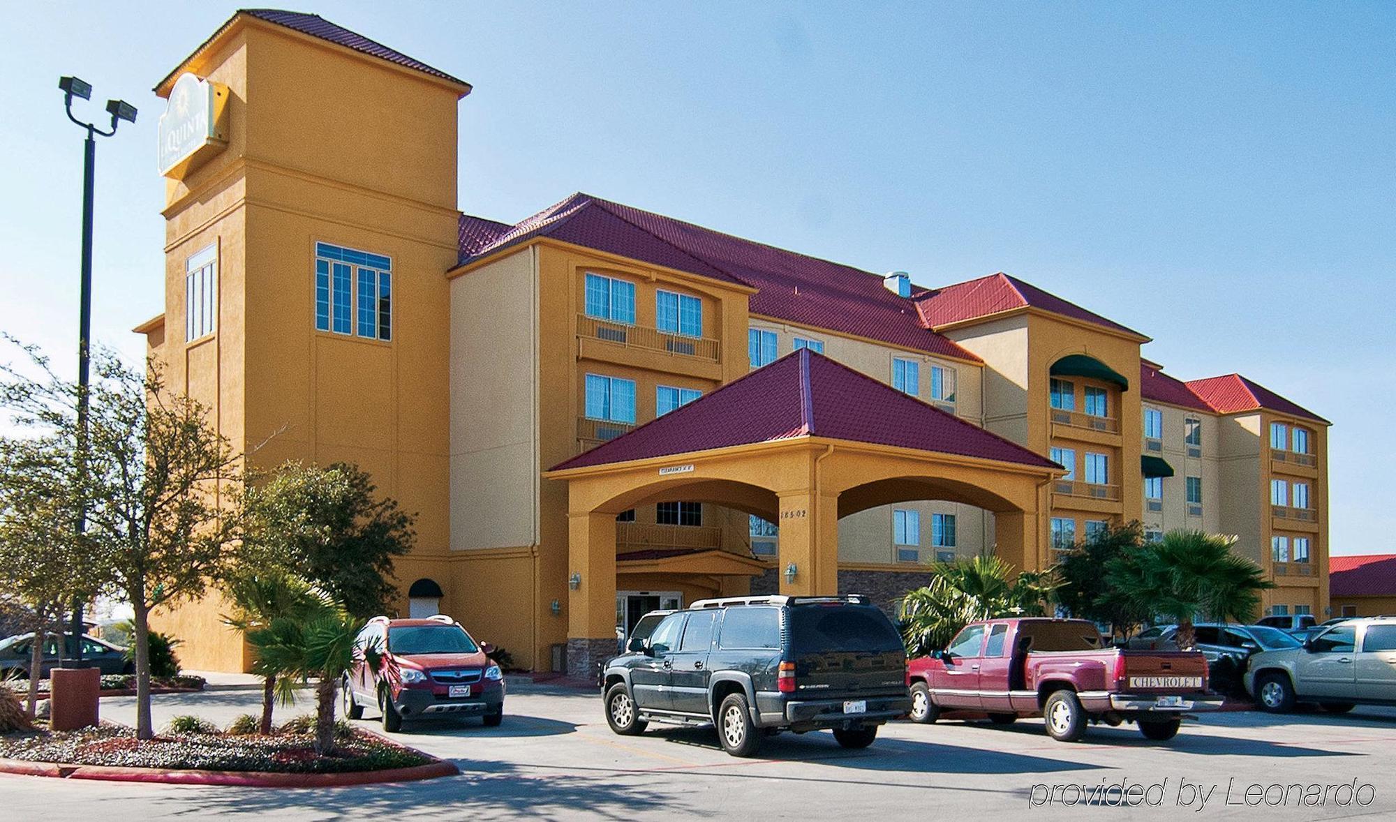 La Quinta By Wyndham San Antonio North Stone Oak Hotell Exteriör bild